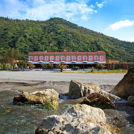 Hotel Ristorante La Scogliera - Nuova Gestione Piraino Exterior foto