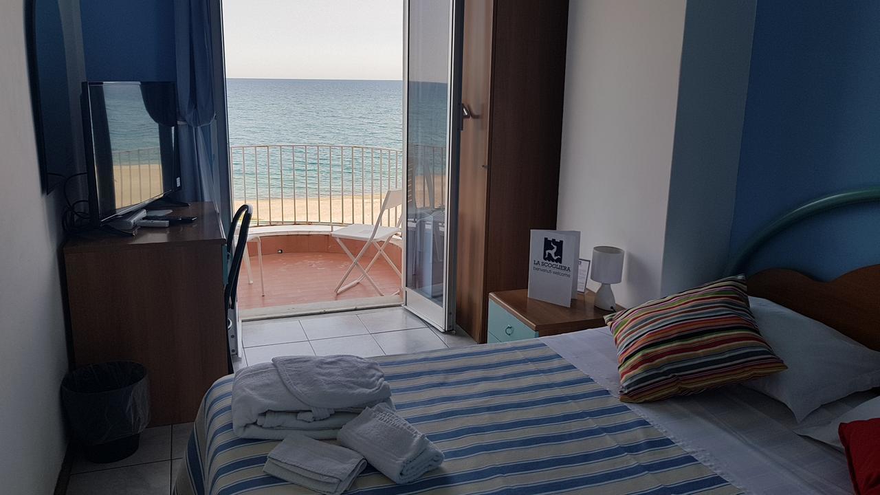 Hotel Ristorante La Scogliera - Nuova Gestione Piraino Exterior foto